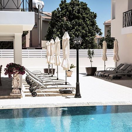 Carisa Livadia Gardens Apartment Ngoại thất bức ảnh