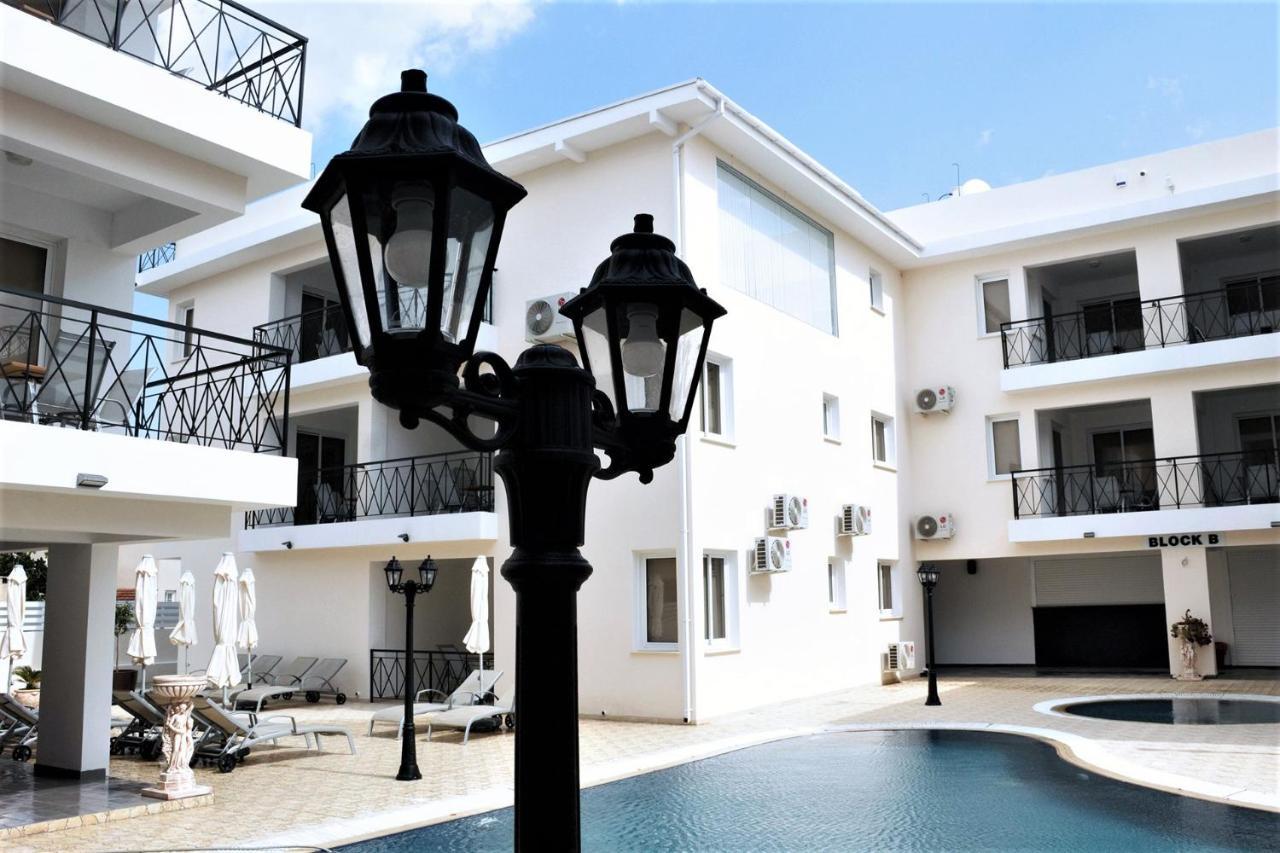 Carisa Livadia Gardens Apartment Ngoại thất bức ảnh