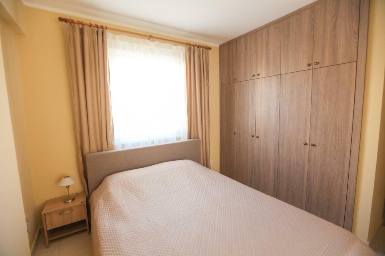 Carisa Livadia Gardens Apartment Ngoại thất bức ảnh